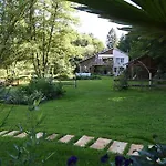 Du Ruisseau Avec Et Peche Nyaraló *