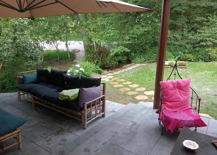 Du Ruisseau إبينال