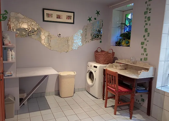 Du Ruisseau إبينال